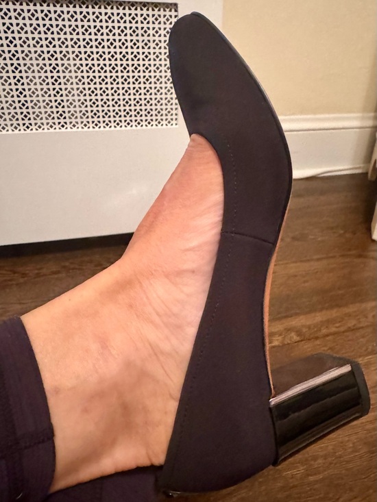 Donald J. Pliner Shoes - Donald J. Pliner Black Mid Block Heel Pump